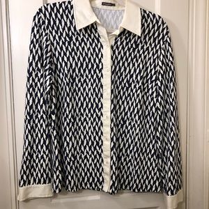 J McLaughlin Navy and Cream Button-Down Size Large